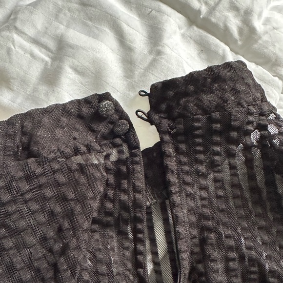 Dynamite Size Medium - Striped High-neck Mesh Longsleeve - Picture 4 of 6